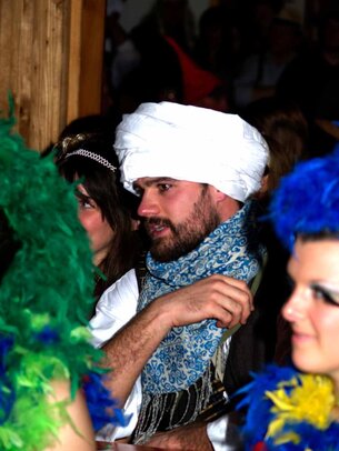 Thumbnail: _2110062.jpg