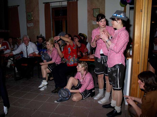 Thumbnail: _2120212.jpg