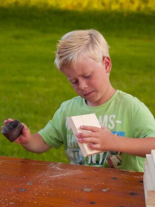 Thumbnail: _8173132.jpg