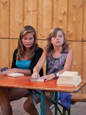 Thumbnail: _8173146.jpg