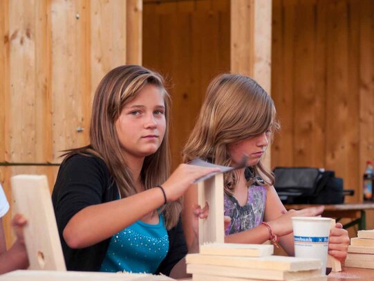 Thumbnail: _8173159.jpg