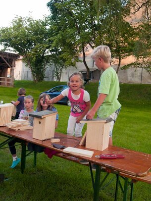 Thumbnail: _8173400.jpg